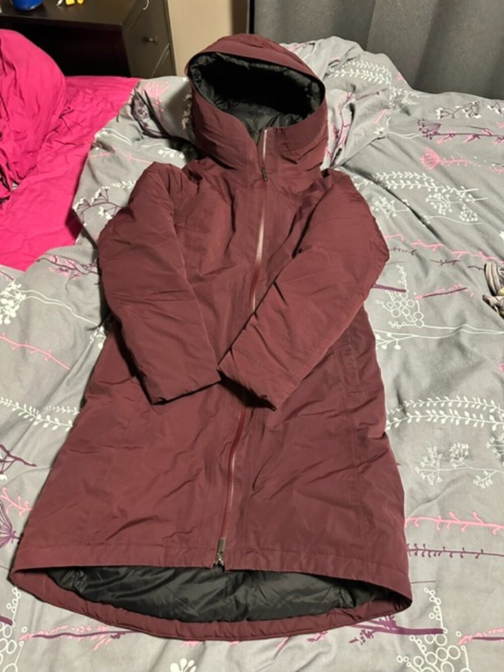 Lululemon Snow Warrior winter parka size 6